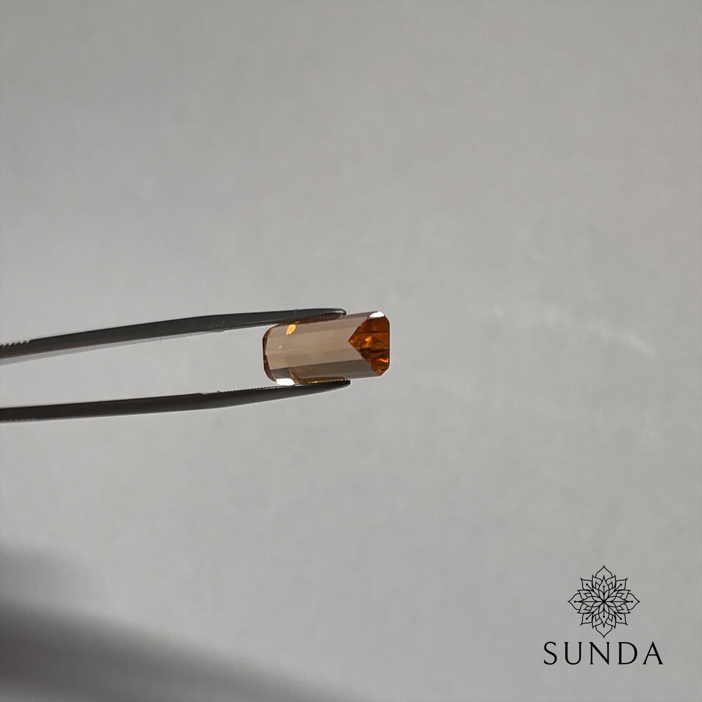 6.45ct Yellowish Orange Imperial Topaz