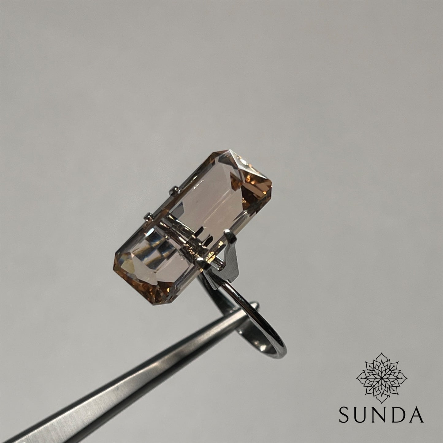 16.39ct Light Orange Imperial Topaz