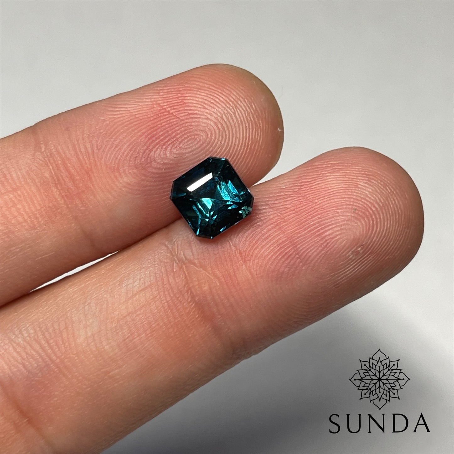 2.51ct Greenish Blue Indicolite Tourmaline
