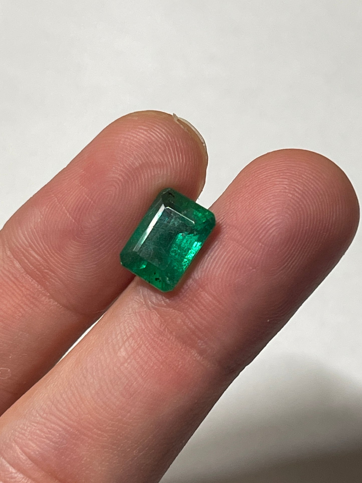 3.90ct Emerald with Minor Oil, Zambia
